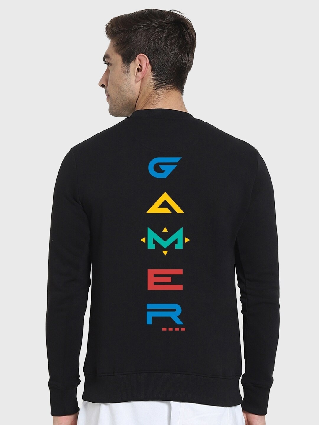 

Bewakoof Men Black Printed Fleece Sweatshirt