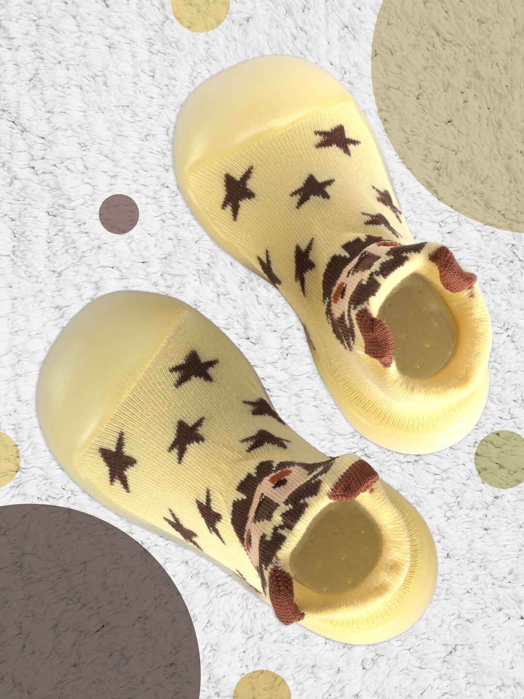 

Yellow Bee Kids Yellow Printed Ankle-Length Anti-Skid Socks