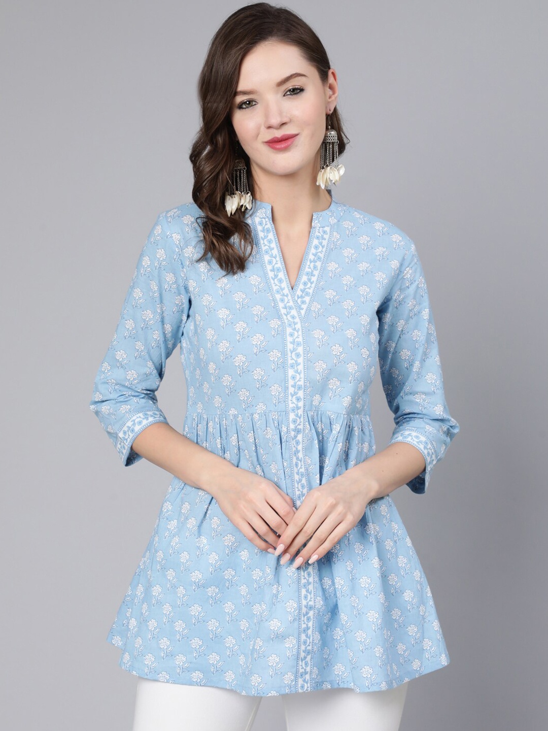 antaran Women Blue & White Mandarin Collar Cotton Printed Tunic