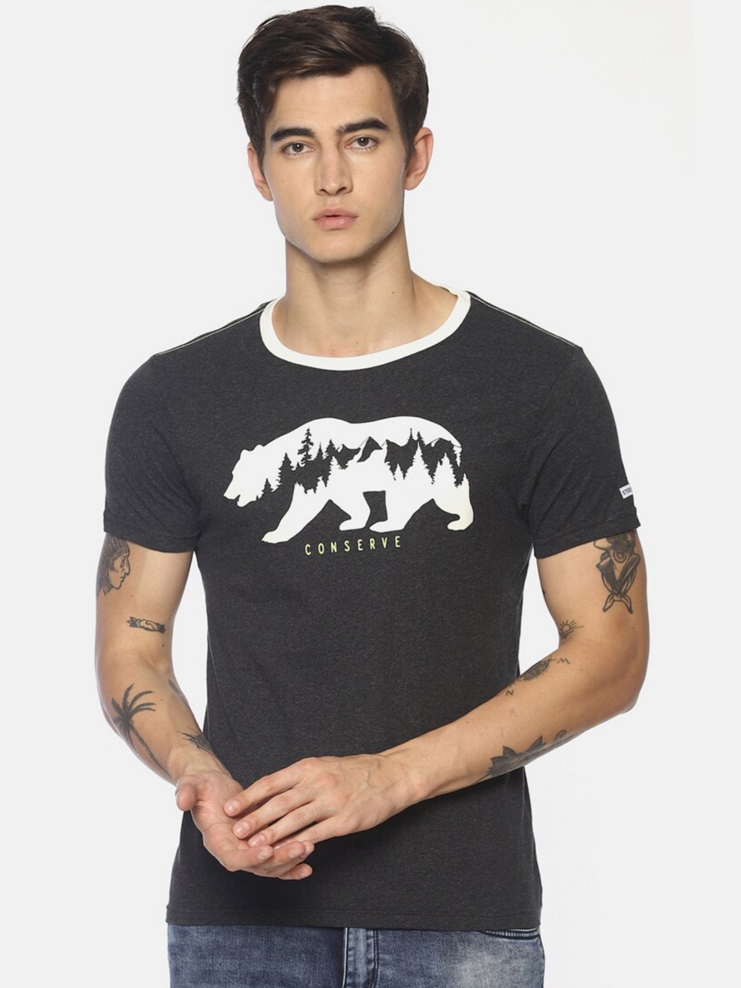 

Steenbok Men Grey & White Printed Round Neck Slim Fit Cotton T-shirt
