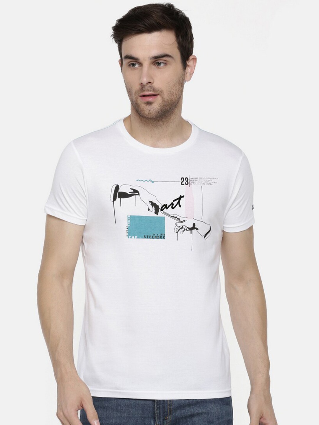 

Steenbok Men White & Blue Printed Slim Fit Cotton T-shirt