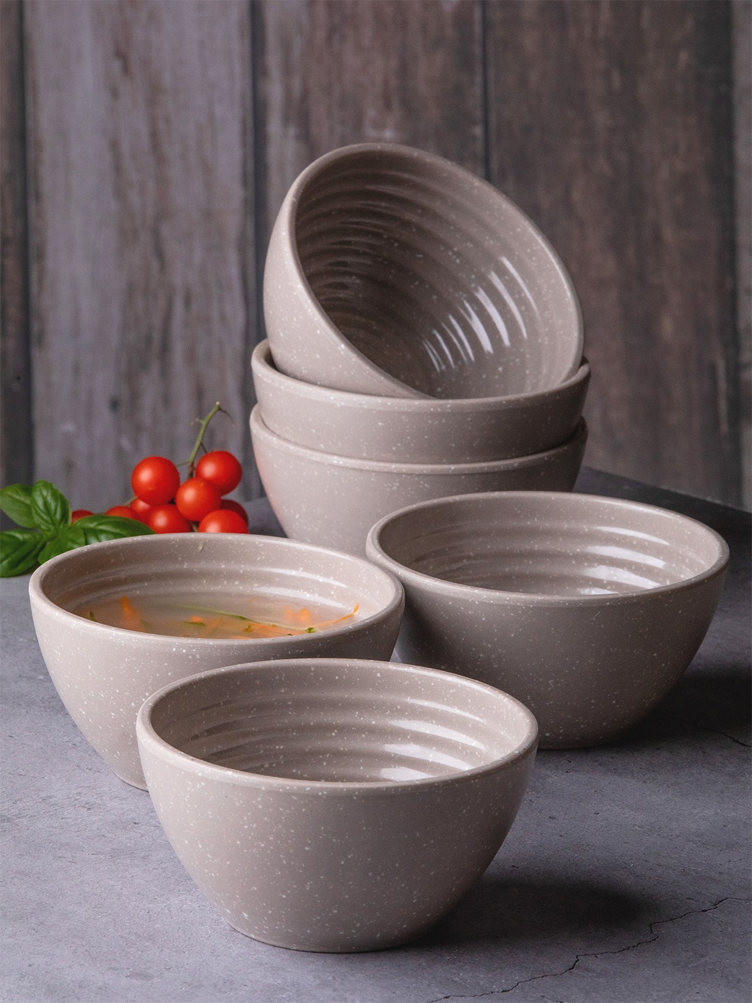 

GOODHOMES Grey Set of 6 Textured Melamine Dishwasher Safe Glossy Bowls 450ml each