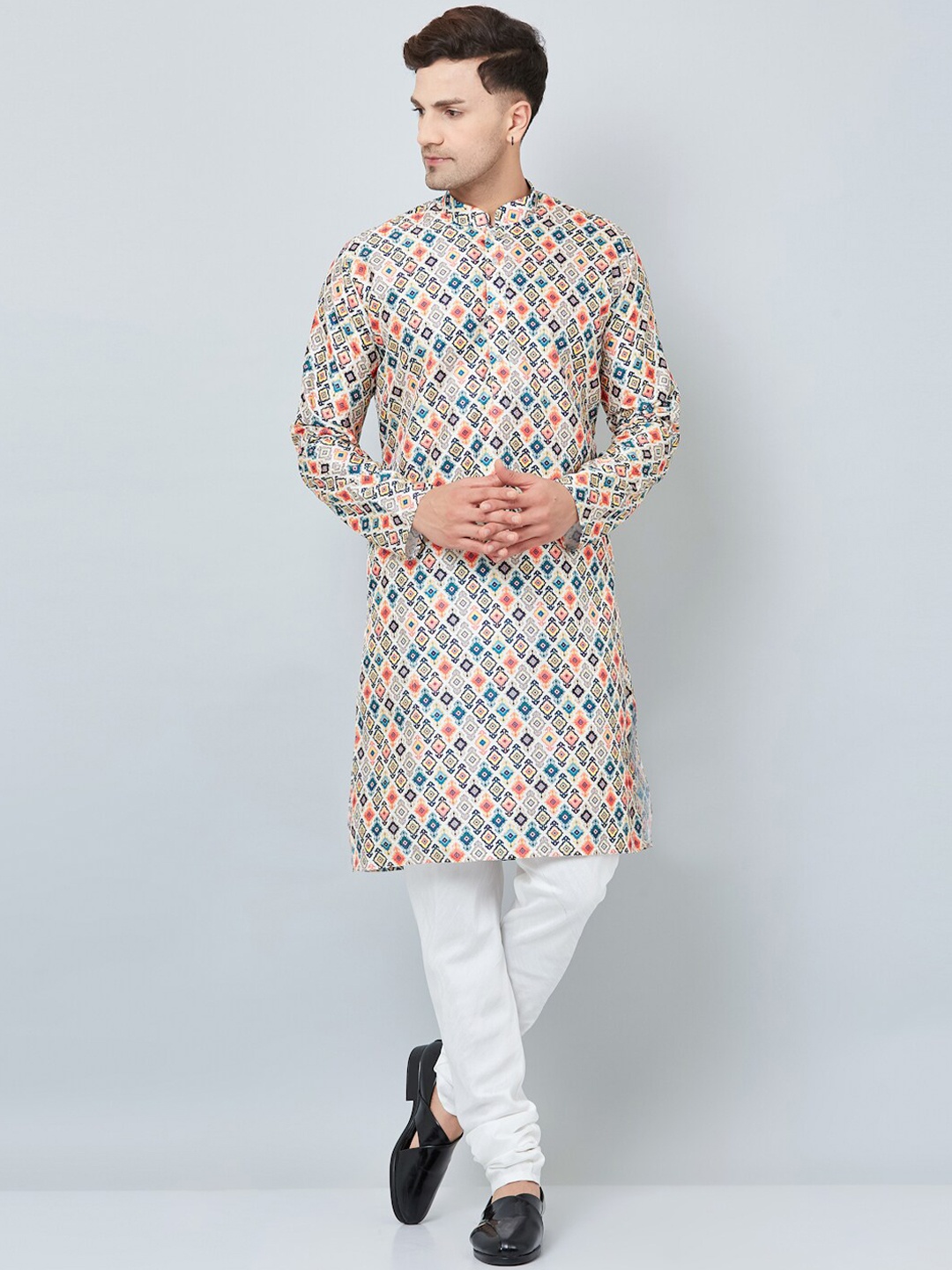 

Armaan Ethnic Geometric Printed Mandarin Collar Regular Kurta, Cream