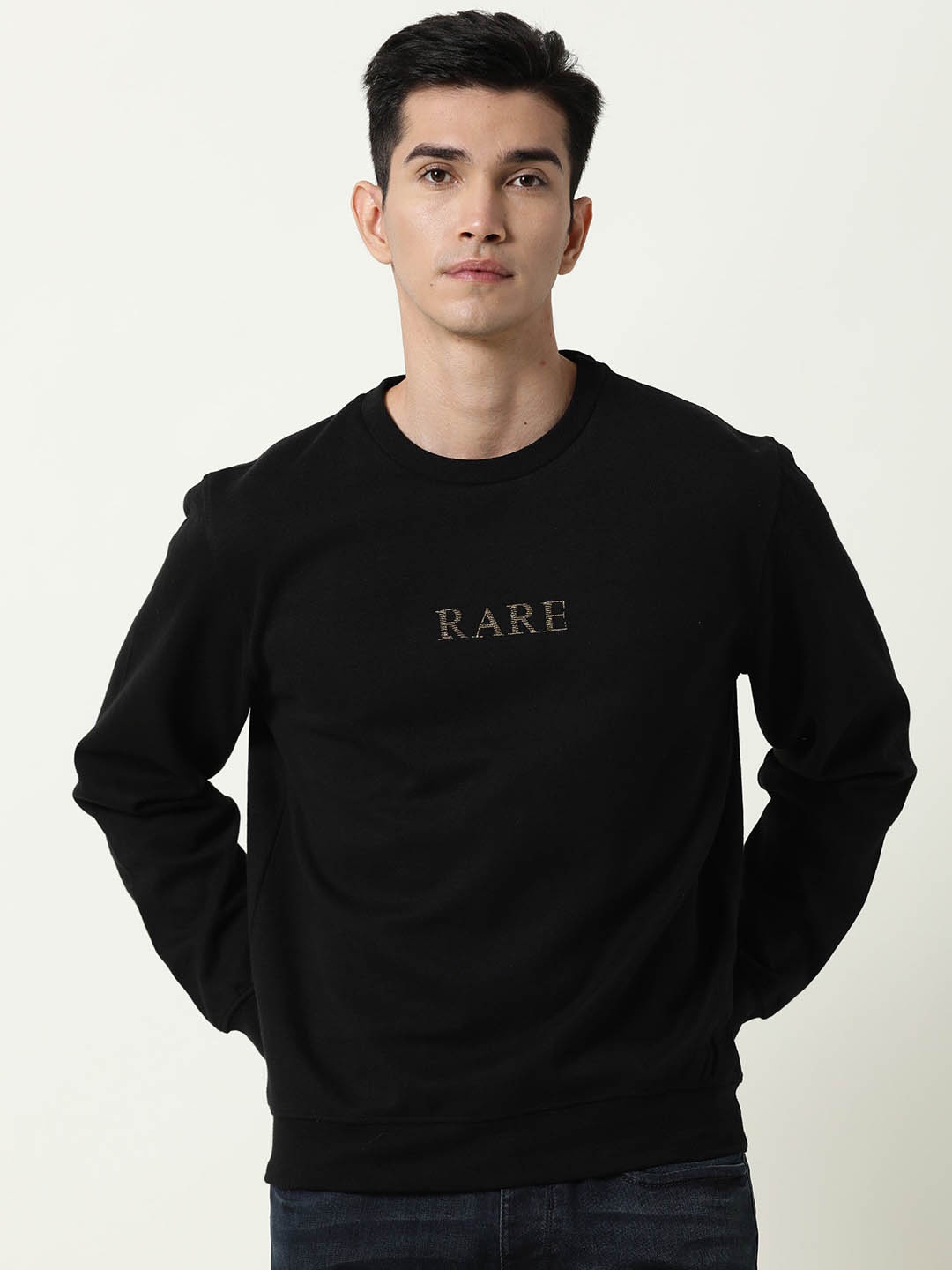 

RARE RABBIT Men Gold Slim Fit Sweatshirt, Black
