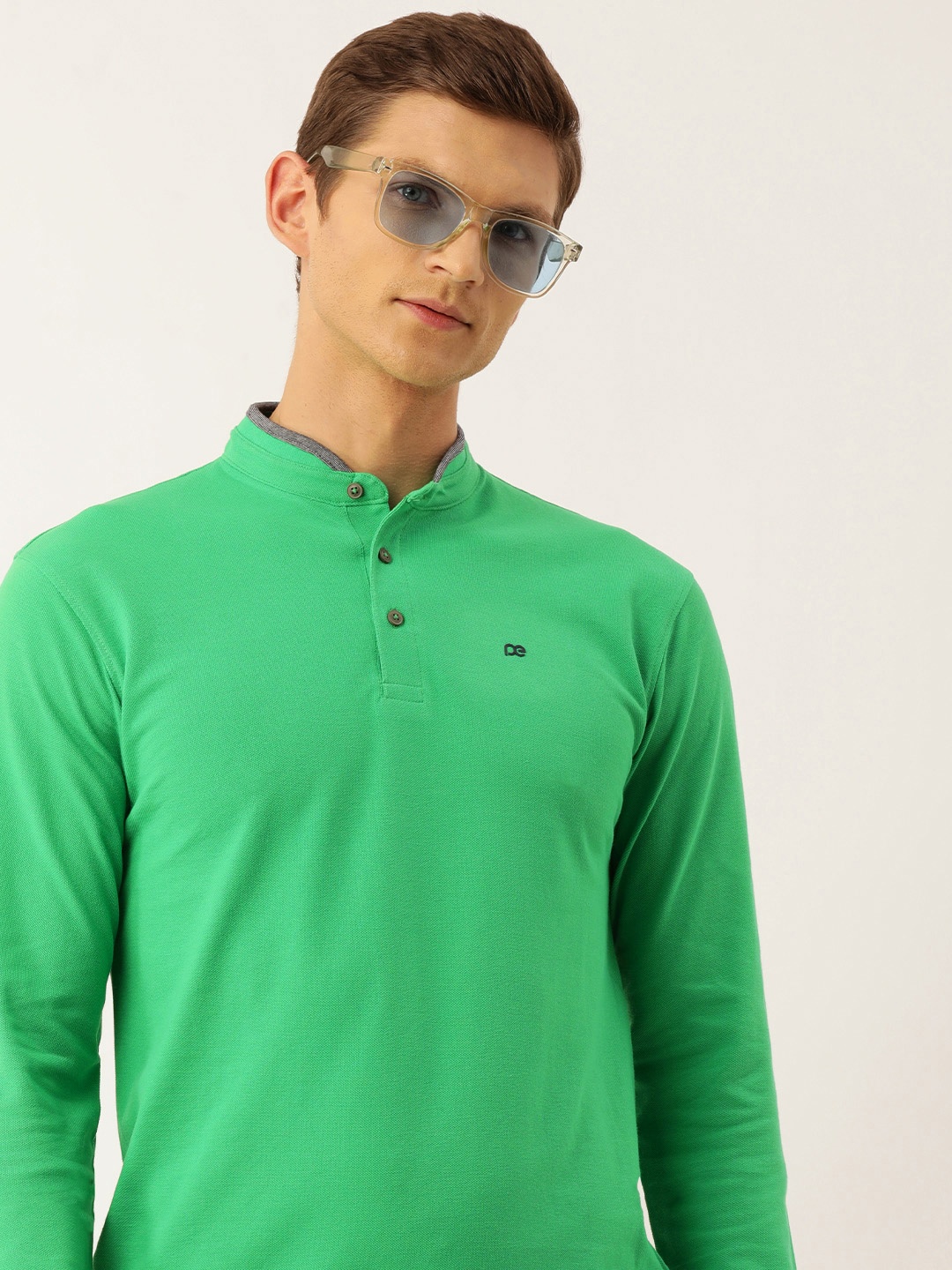 

Peter England Men Green Henley Neck T-shirt