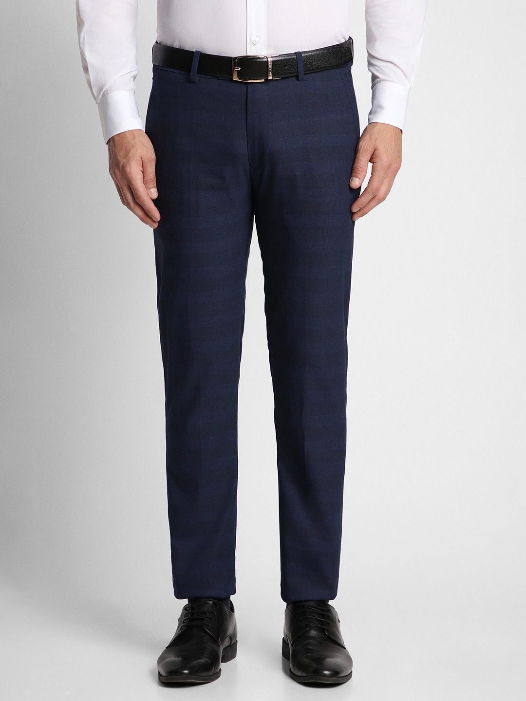 

Peter England Men Checked Neo Slim Fit Trousers, Navy blue