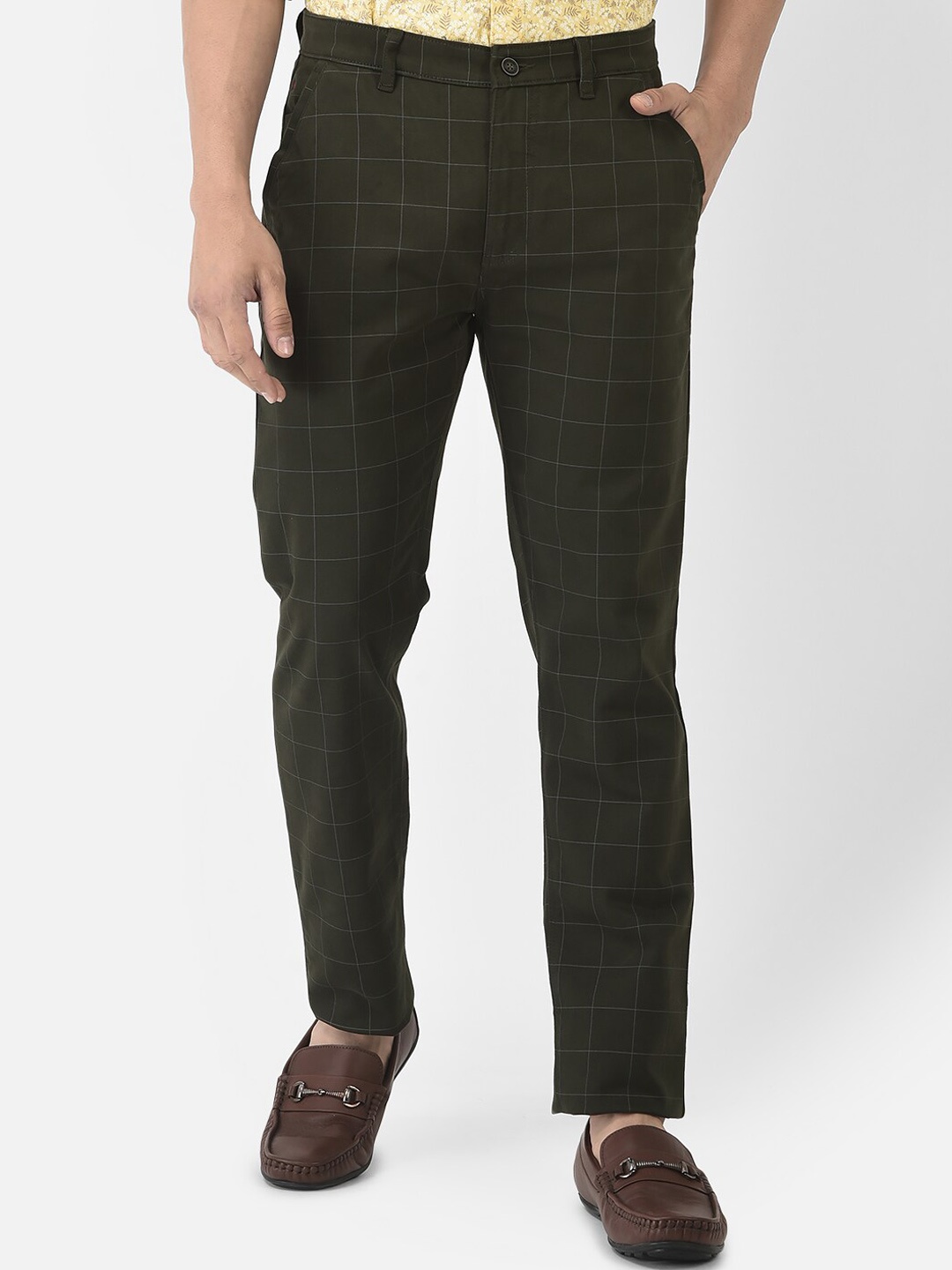 

Crimsoune Club Men Olive Green Checked Cotton Relaxed Trousers