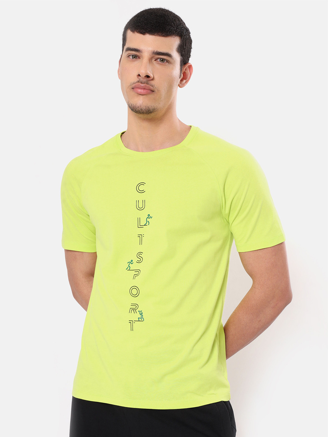

Cultsport Men Green Solid Typography Printed Cotton T-shirt
