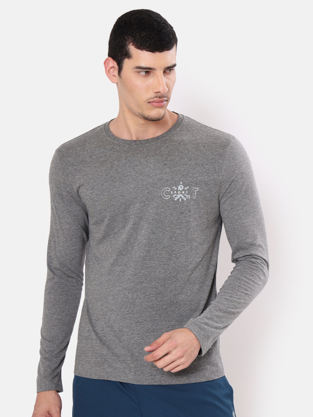 

Cultsport Men Grey Solid Cotton T-shirt