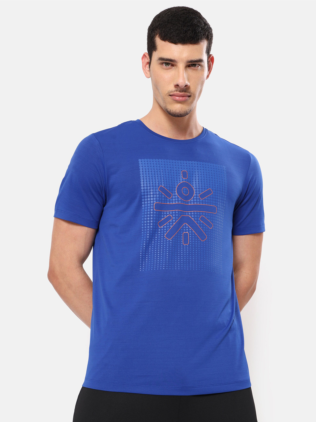 

Cultsport Men Blue Graphic Printed Moisture Wicking T-shirt