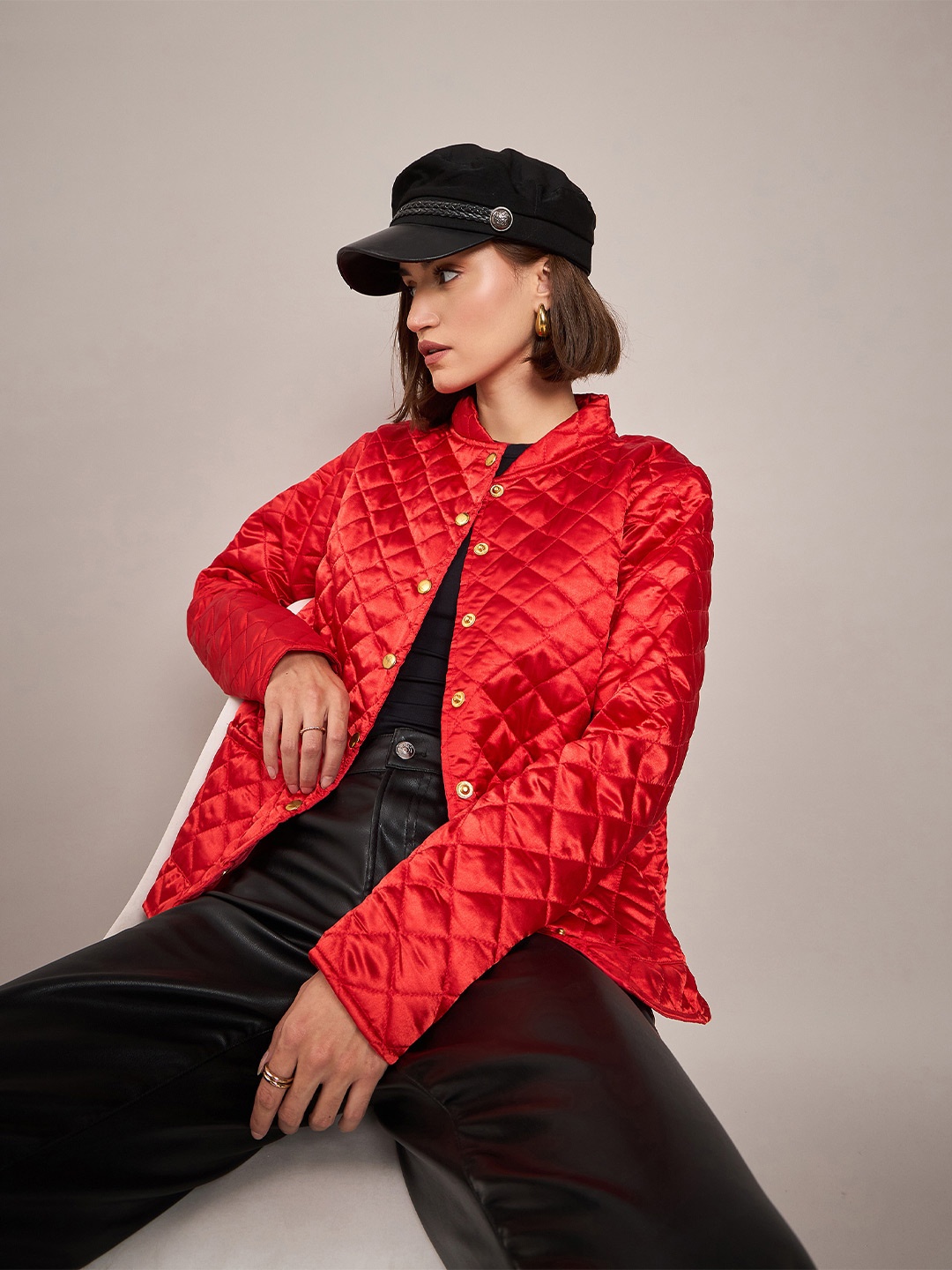 

SASSAFRAS Women Red Solid Quilted Jacket