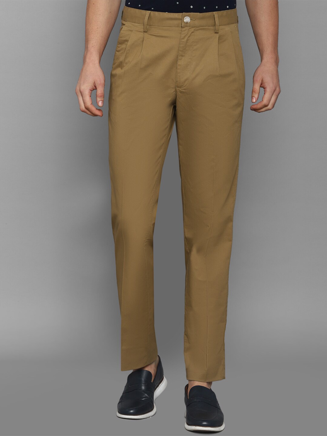 

Allen Solly Men Brown Pleated Trousers