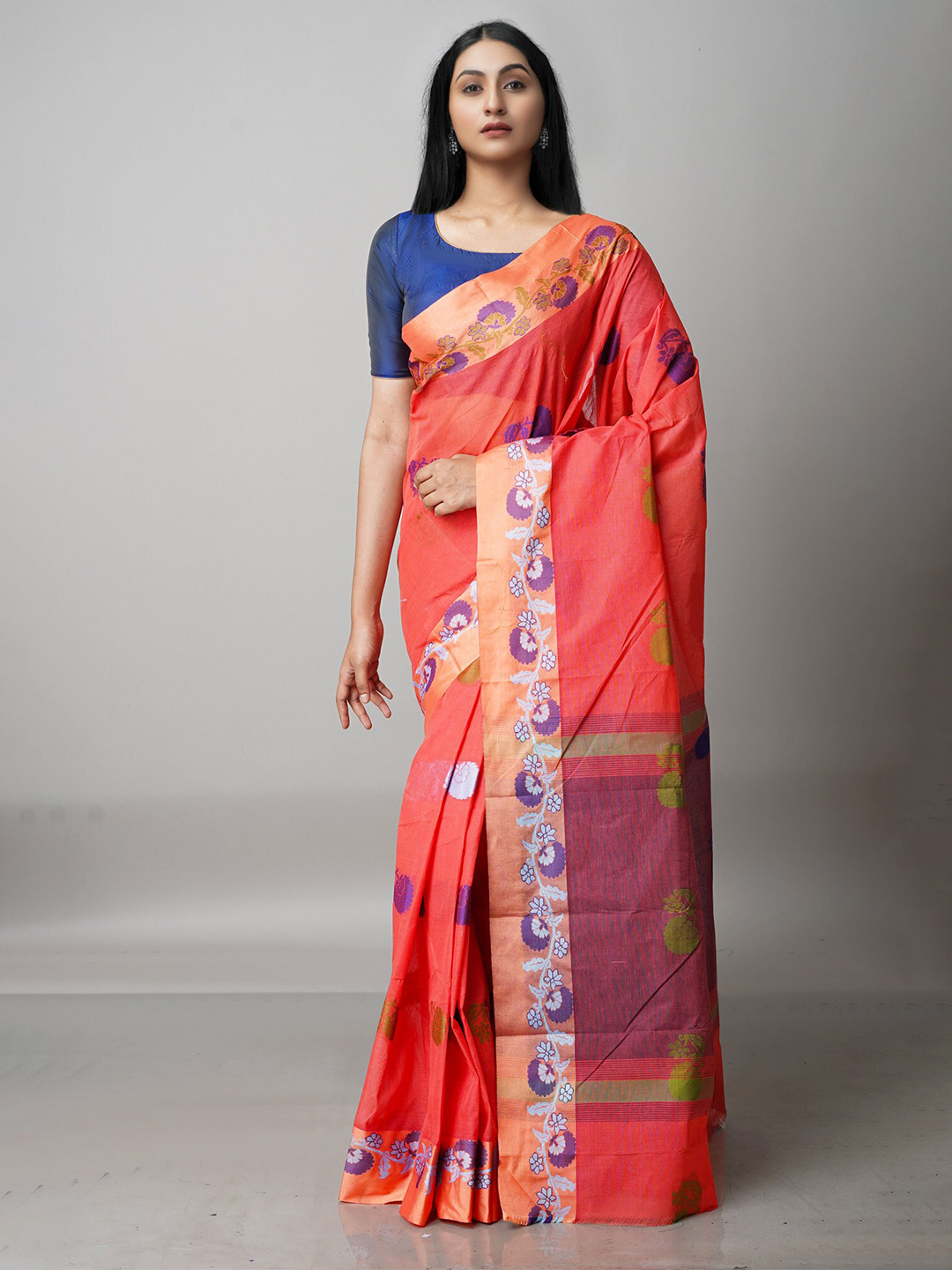 

Unnati Silks Red & Purple Floral Pure Cotton Handloom Jamdani Saree