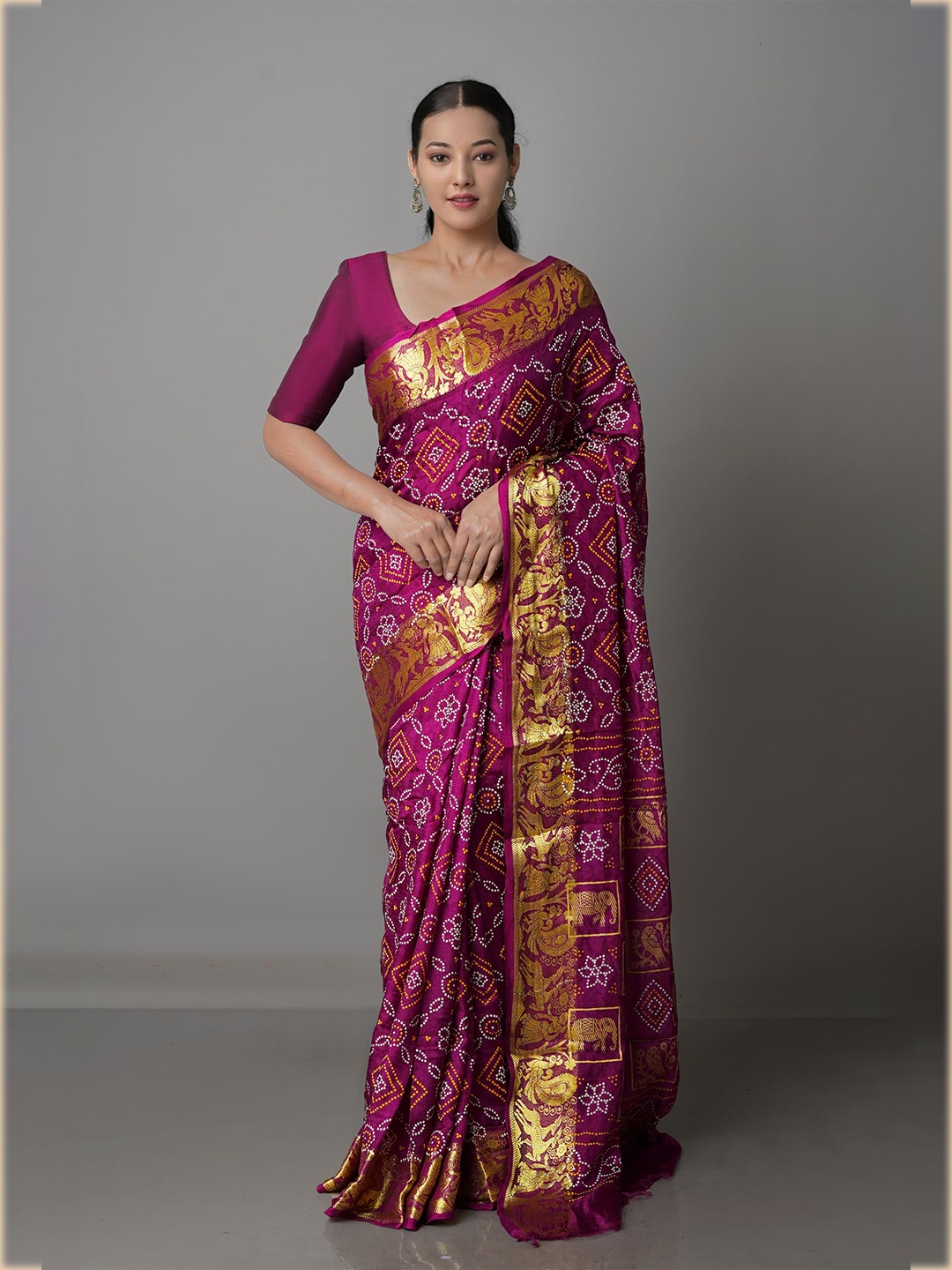

Unnati Silks Purple & Gold-Toned Bandhani Zari Silk Blend Bandhani Saree