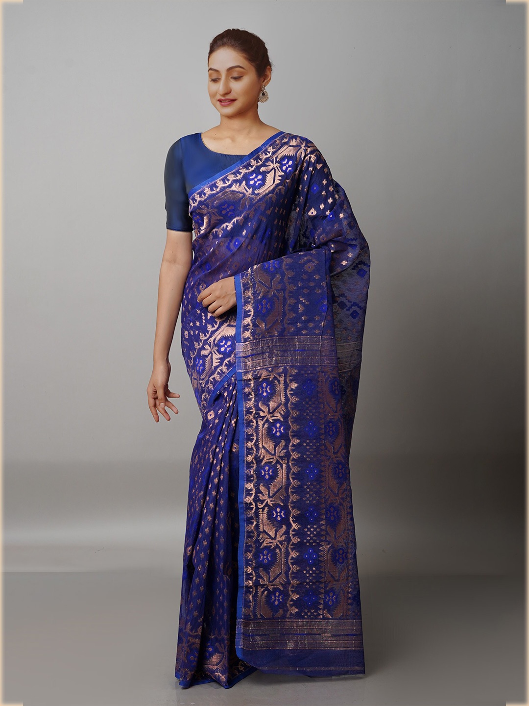 

Unnati Silks Navy Blue & Gold-Toned Ethnic Motifs Zari Pure Cotton Handloom Jamdani Saree