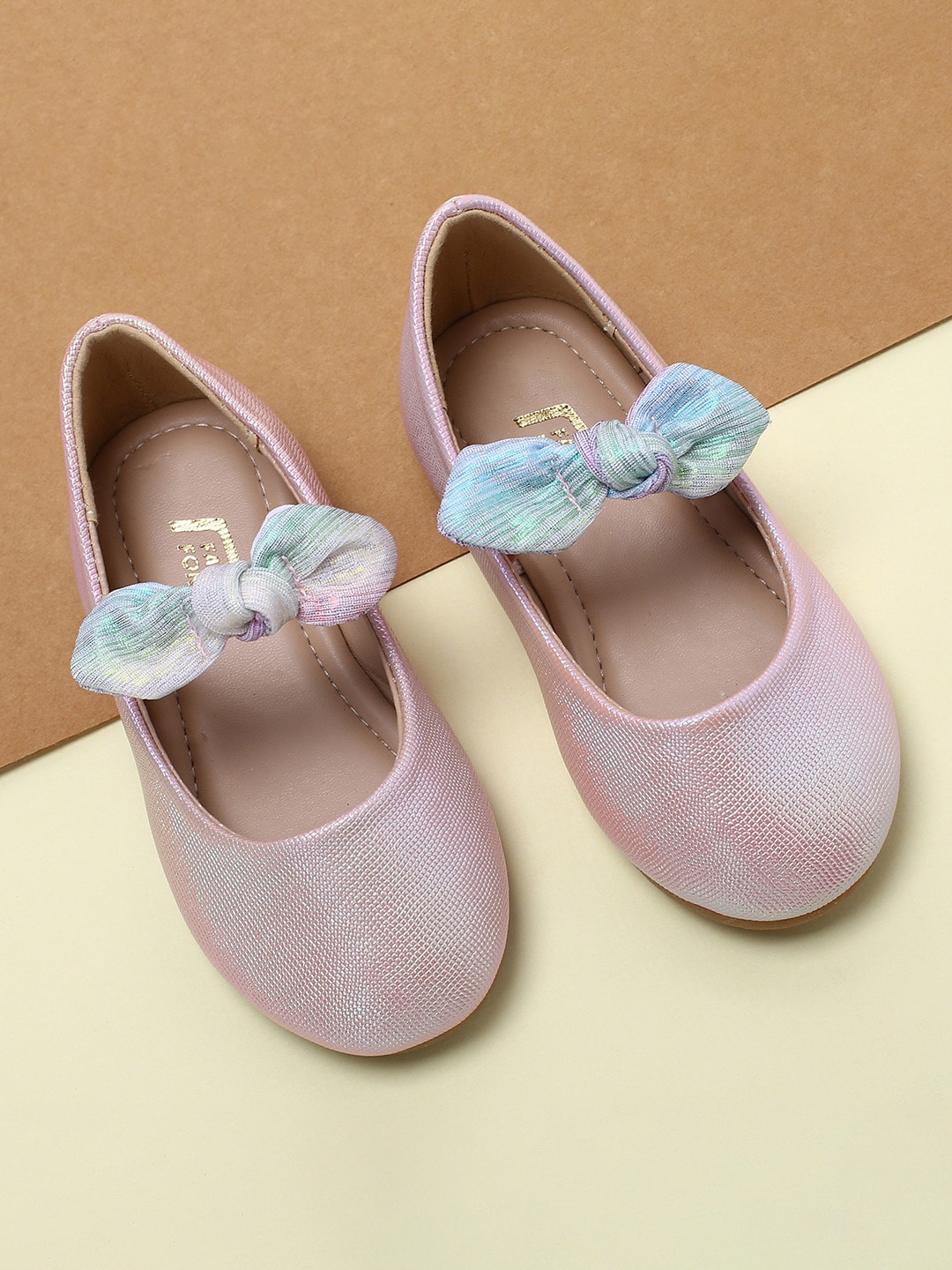 

Fame Forever by Lifestyle Girls Pink Textured Slip-On Sneakers