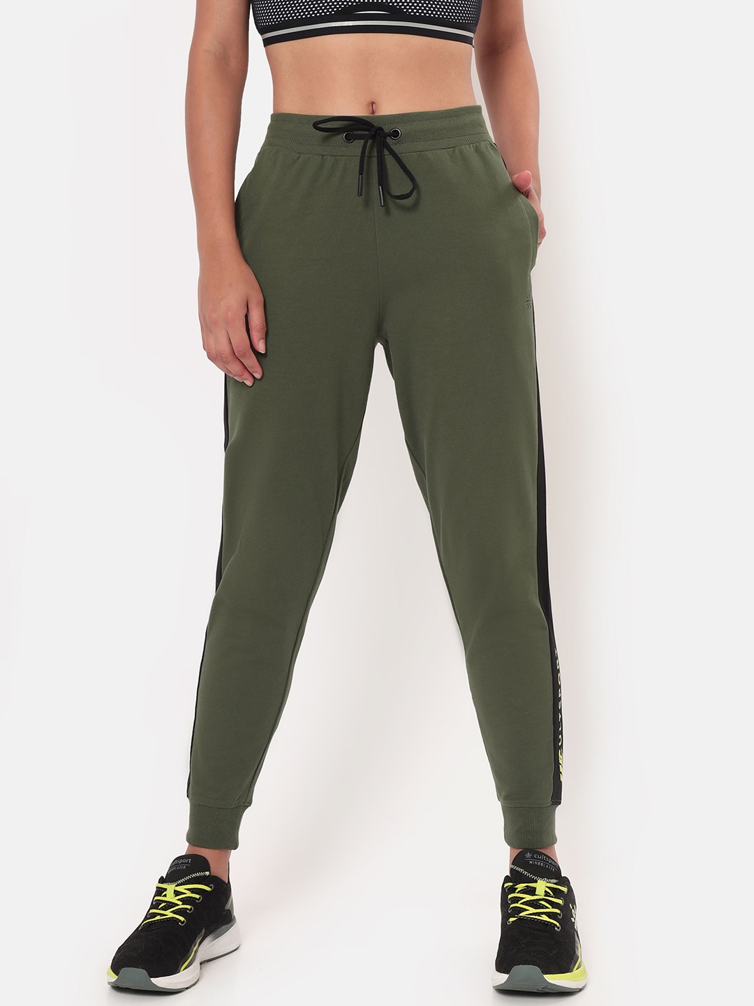 

CULT Women Contrast Side Panel Comfort Jogger, Olive