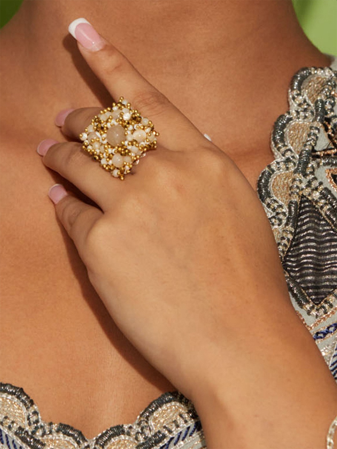 

D'oro Women Beige Stone-Studded Gold-Plated Ring
