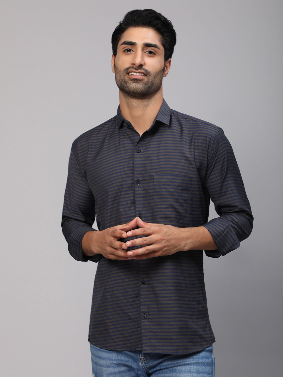 

Vastrasky Global Men Grey Comfort Horizontal Stripes Casual Shirt