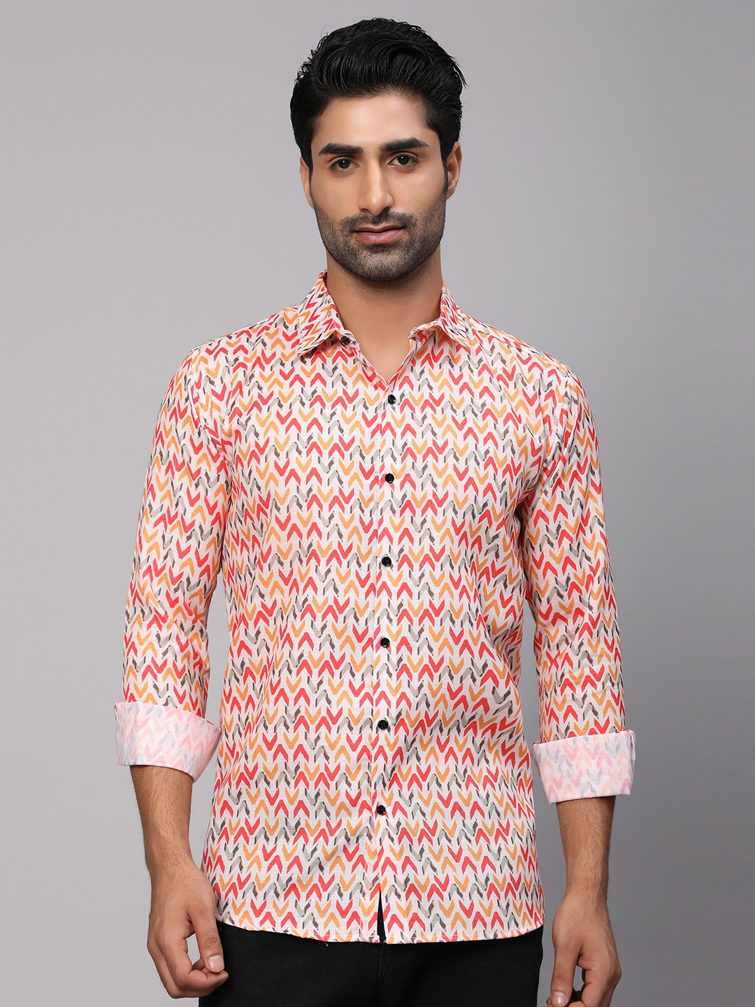 

Vastrasky Global Men White & Red Comfort Geometric Printed Cotton Casual Shirt