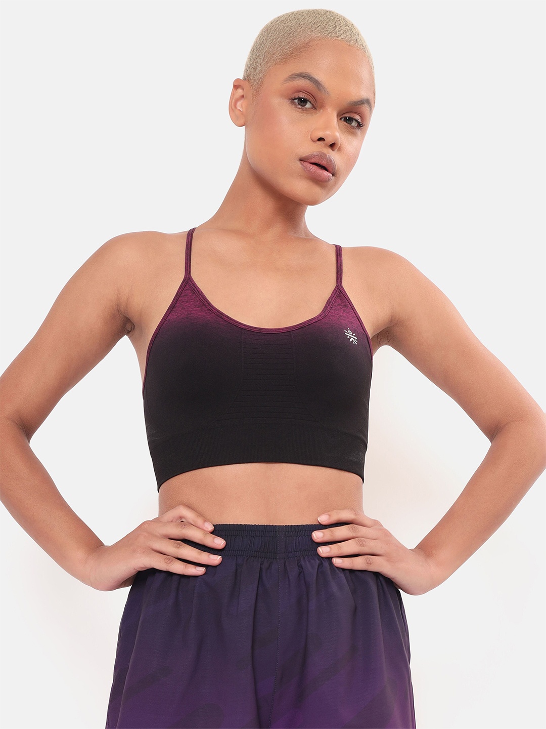 

CULT Ombre Seamless Medium Impact Sports Bra, Red