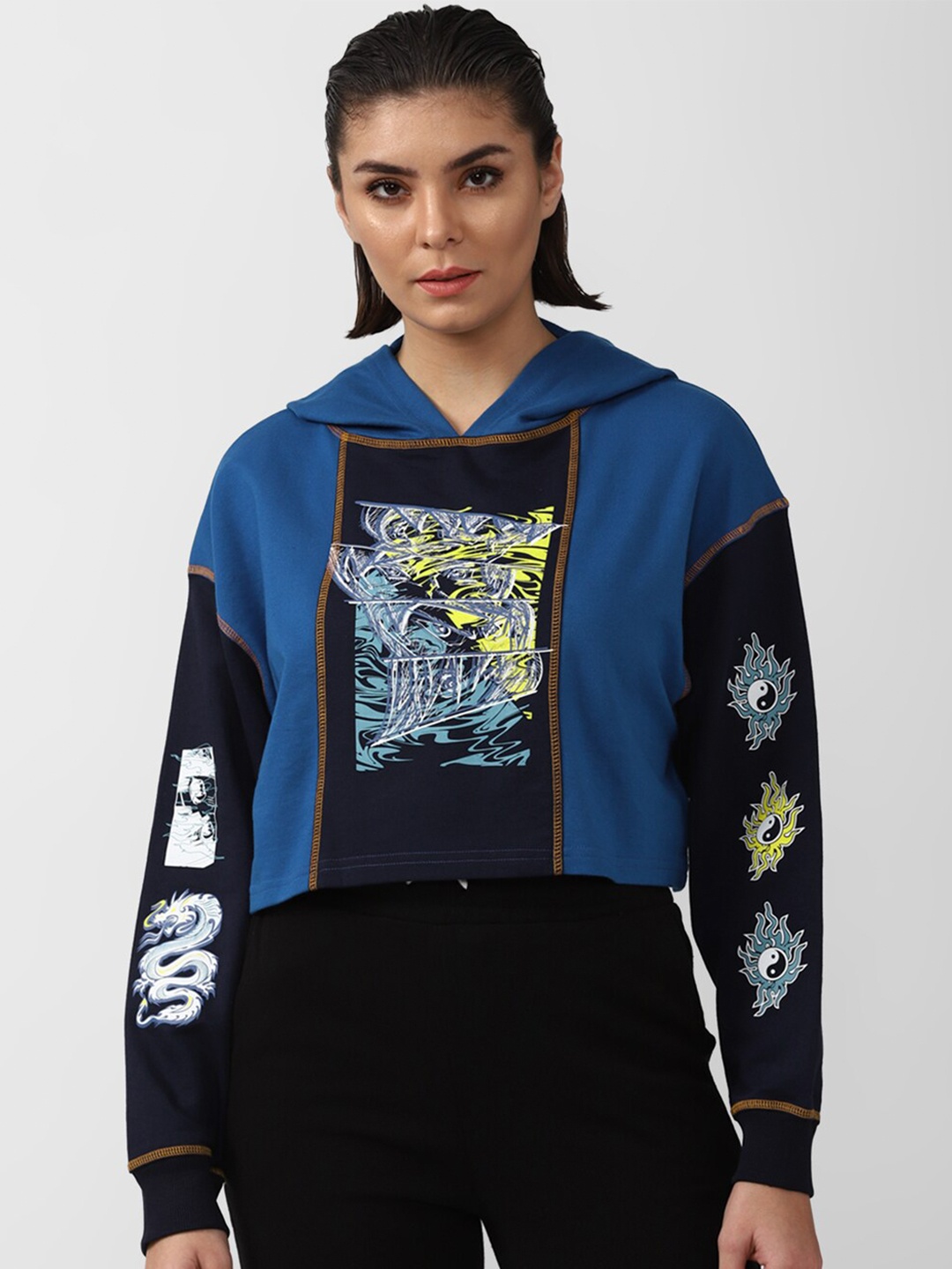 

FOREVER 21 Women Blue Printed Hooded Sweatshirt