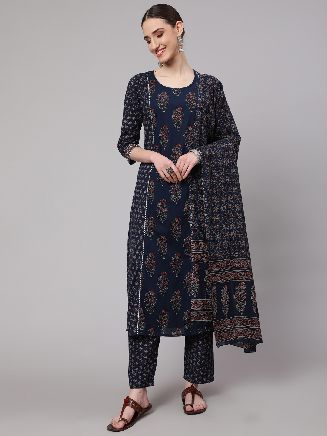 

Nayo Women Blue Floral Printed Pure Cotton Kurta with Trousers & With Dupatta