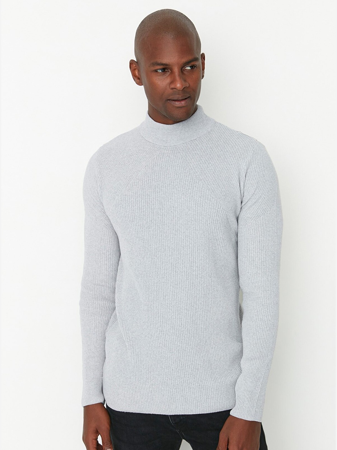 

Trendyol Men Grey Ribbed Long Sleeve Pullover