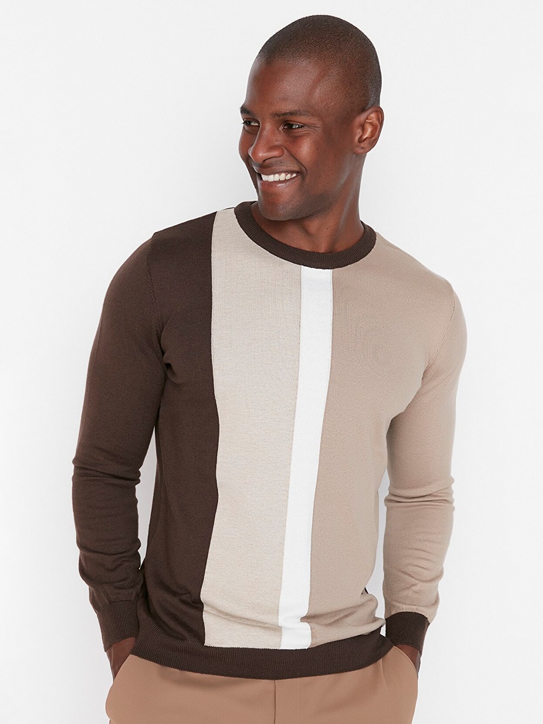 

Trendyol Men Brown & Beige Colourblocked Pullover