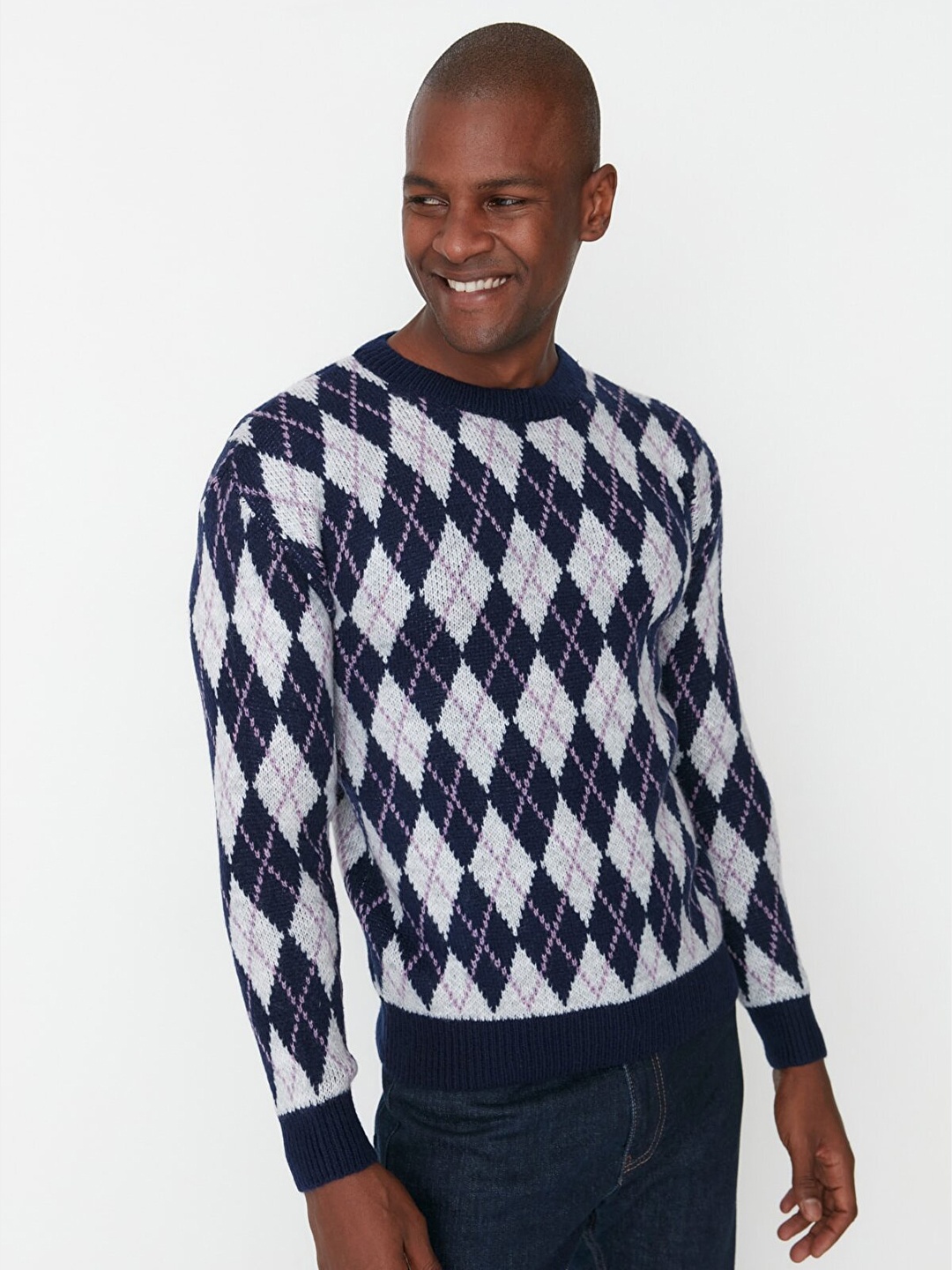 

Trendyol Men Navy Blue & White Argyle Acrylic Pullover Sweater