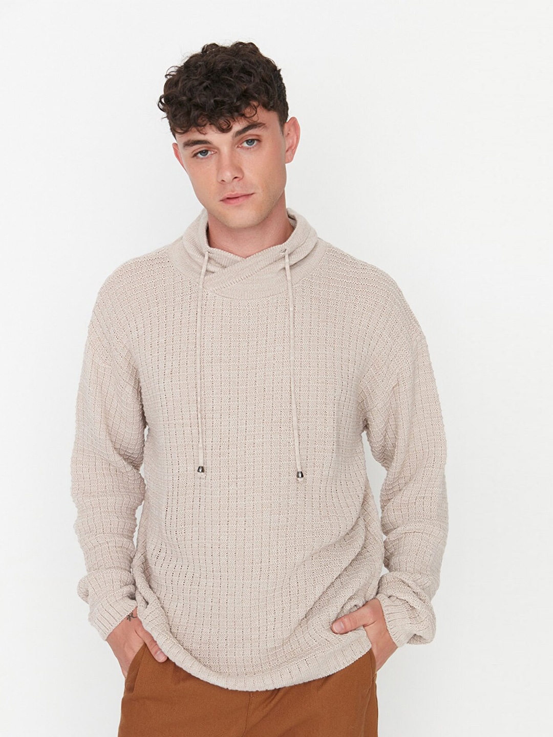 

Trendyol Men Beige Acrylic Cable Knit Pullover