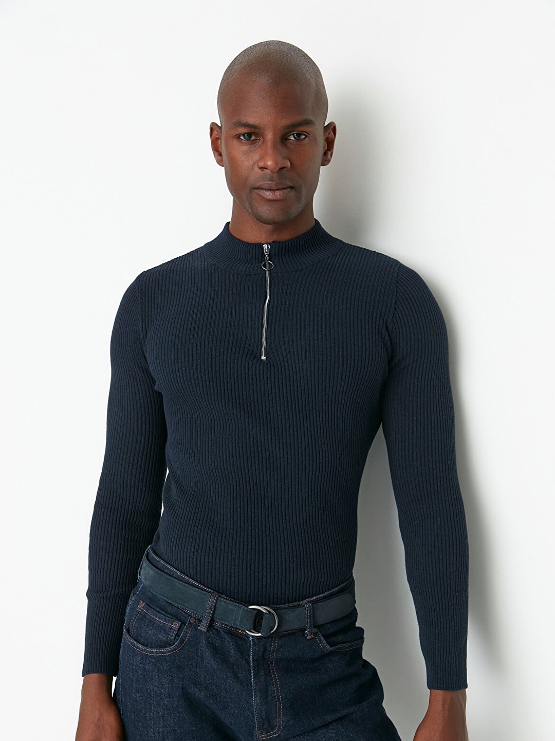 

Trendyol Men Navy Blue Ribbed Pullover