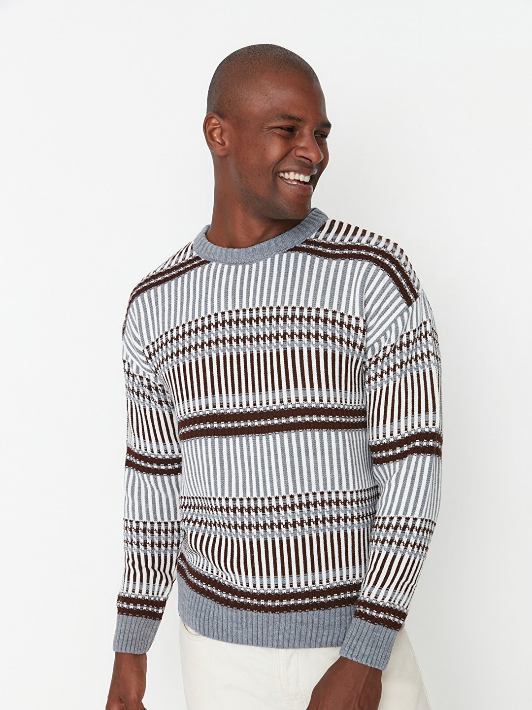 

Trendyol Men Grey Striped Acrylic Pullover