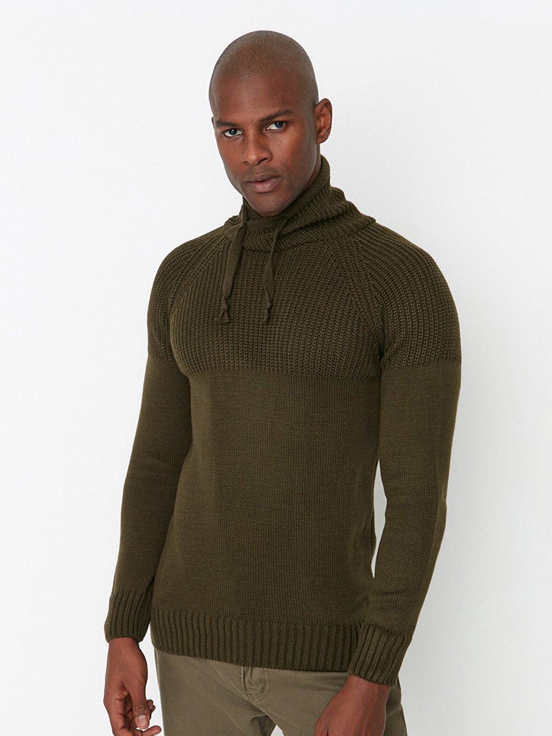 

Trendyol Men Khaki Ribbed Acrylic Pullover Sweater