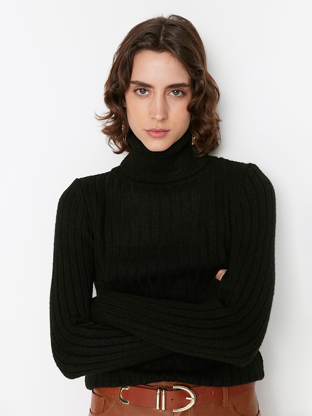 

Trendyol Women Black Ribbed Acrylic Pullover