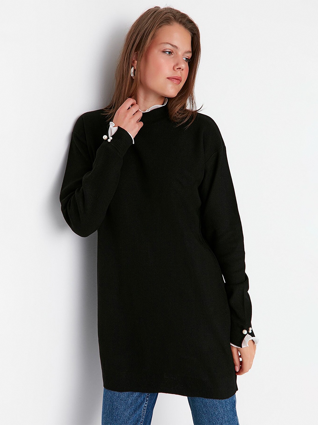 

Trendyol Women Black Acrylic Pullover Sweater