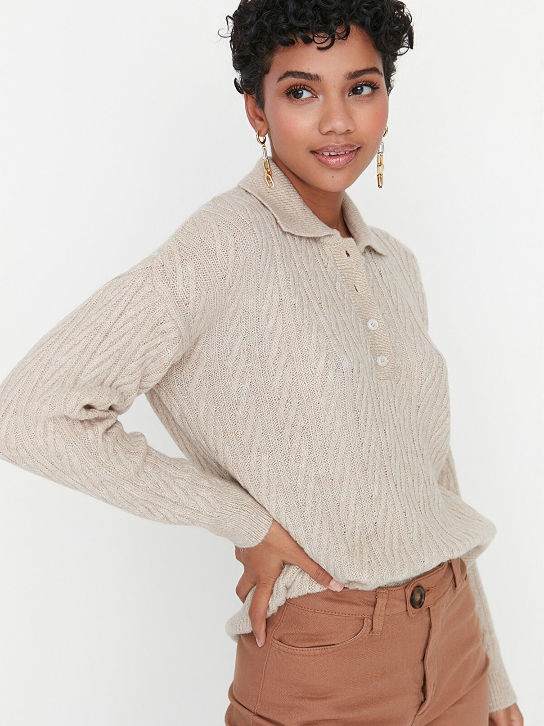

Trendyol Women Grey Cable Knit Pullover