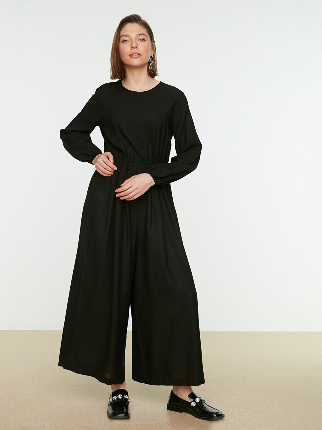 

Trendyol Women Black Basic Jumpsuit