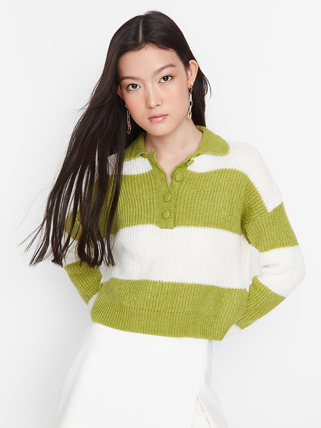 

Trendyol Women Green & Off White Striped Pullover