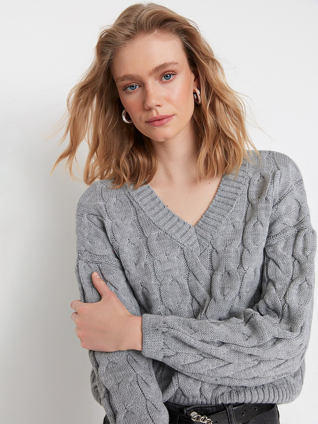 

Trendyol Women Grey Cable Knit Acrylic Pullover