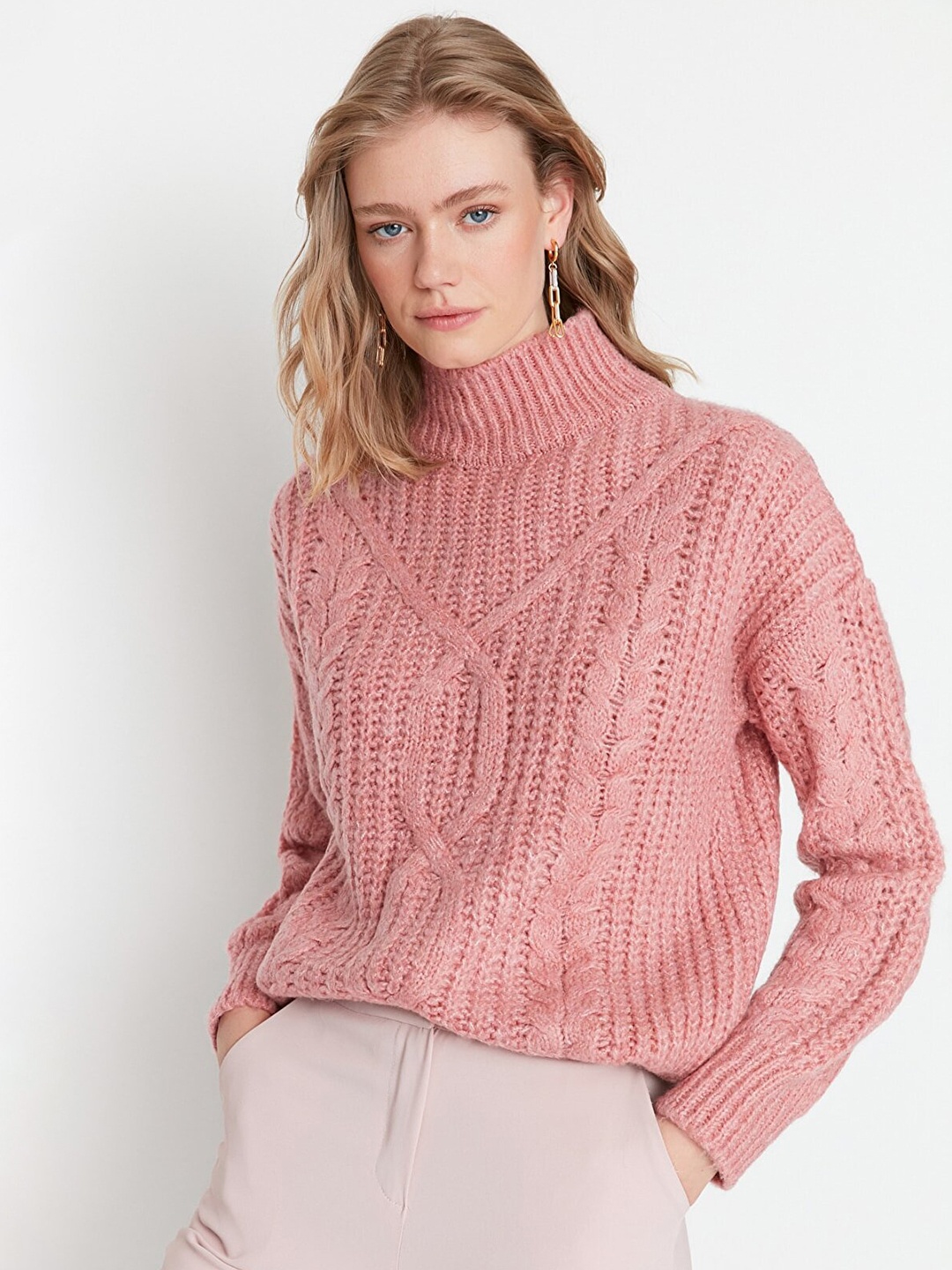 

Trendyol Women Pink Cable Knit Pullover