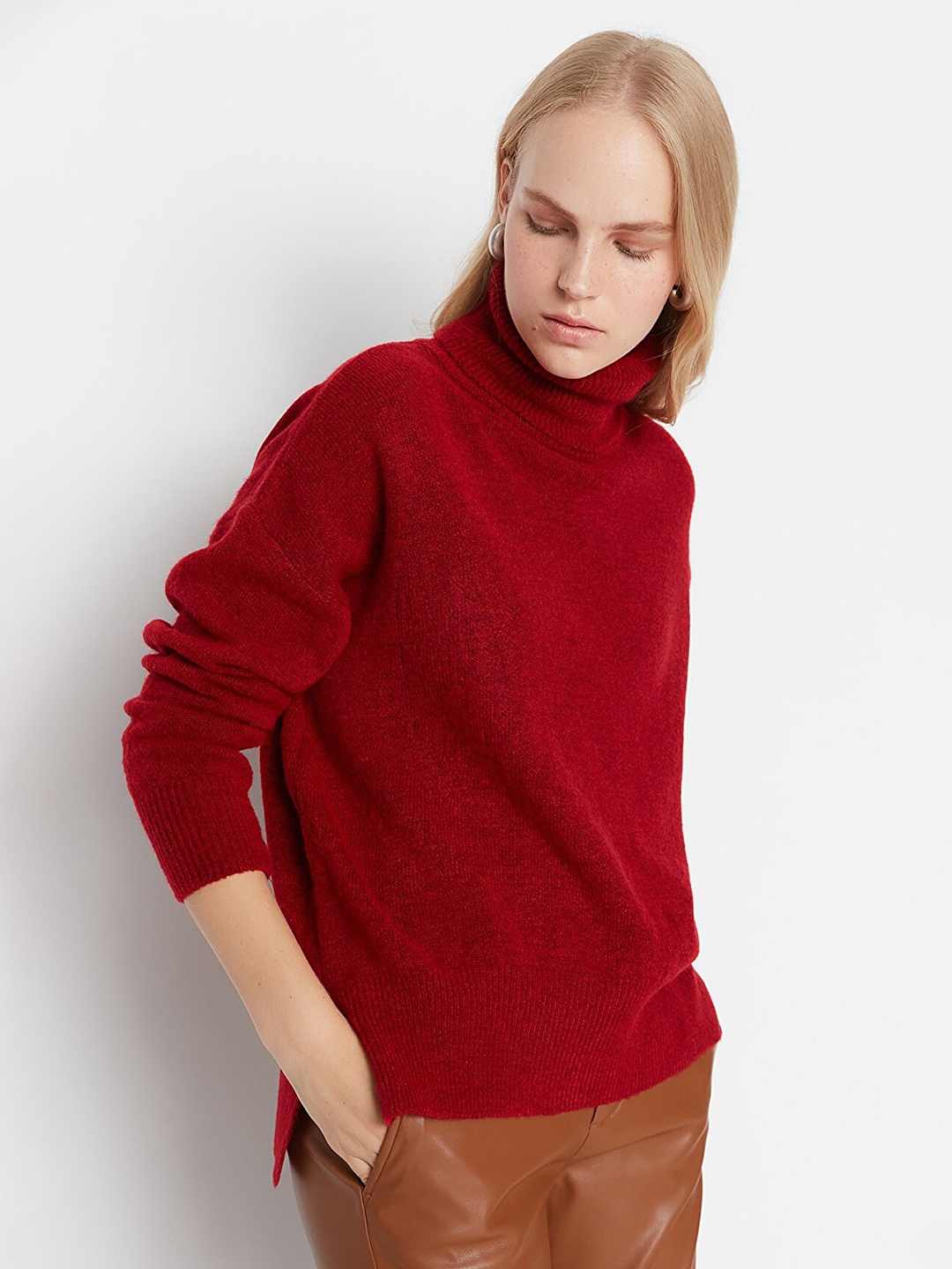 

Trendyol Women Red Turtle Neck Pullover