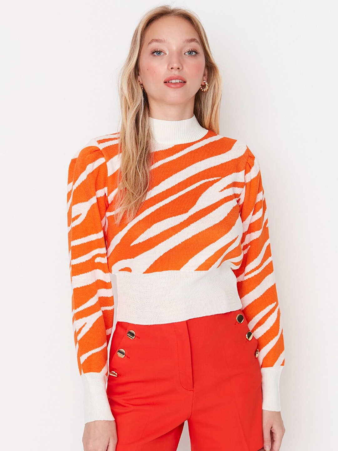 

Trendyol Women White & Orange Animal Acrylic Printed Pullover