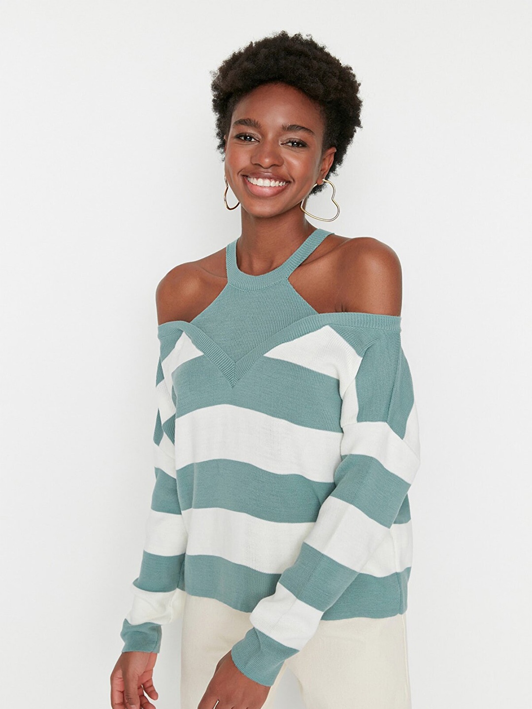 

Trendyol Women Green & White Striped Striped Pullover