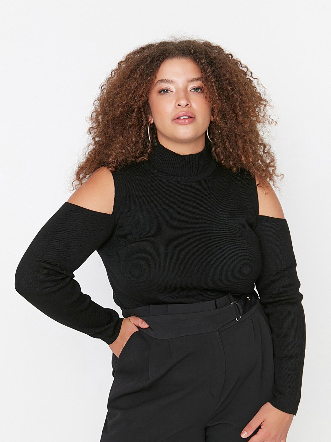 

Trendyol Women Black Solid Pullover