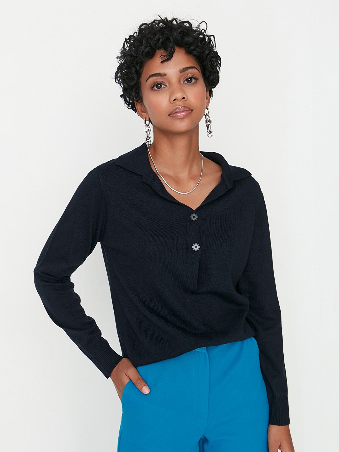 

Trendyol Women Navy Blue Solid Pullover