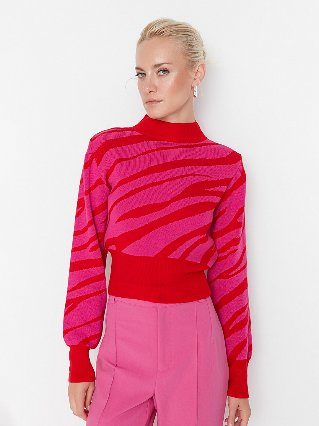 

Trendyol Women Red & Pink Printed Pullover