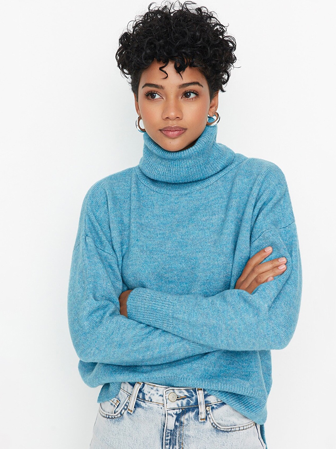 

Trendyol Women Blue Solid Pullover