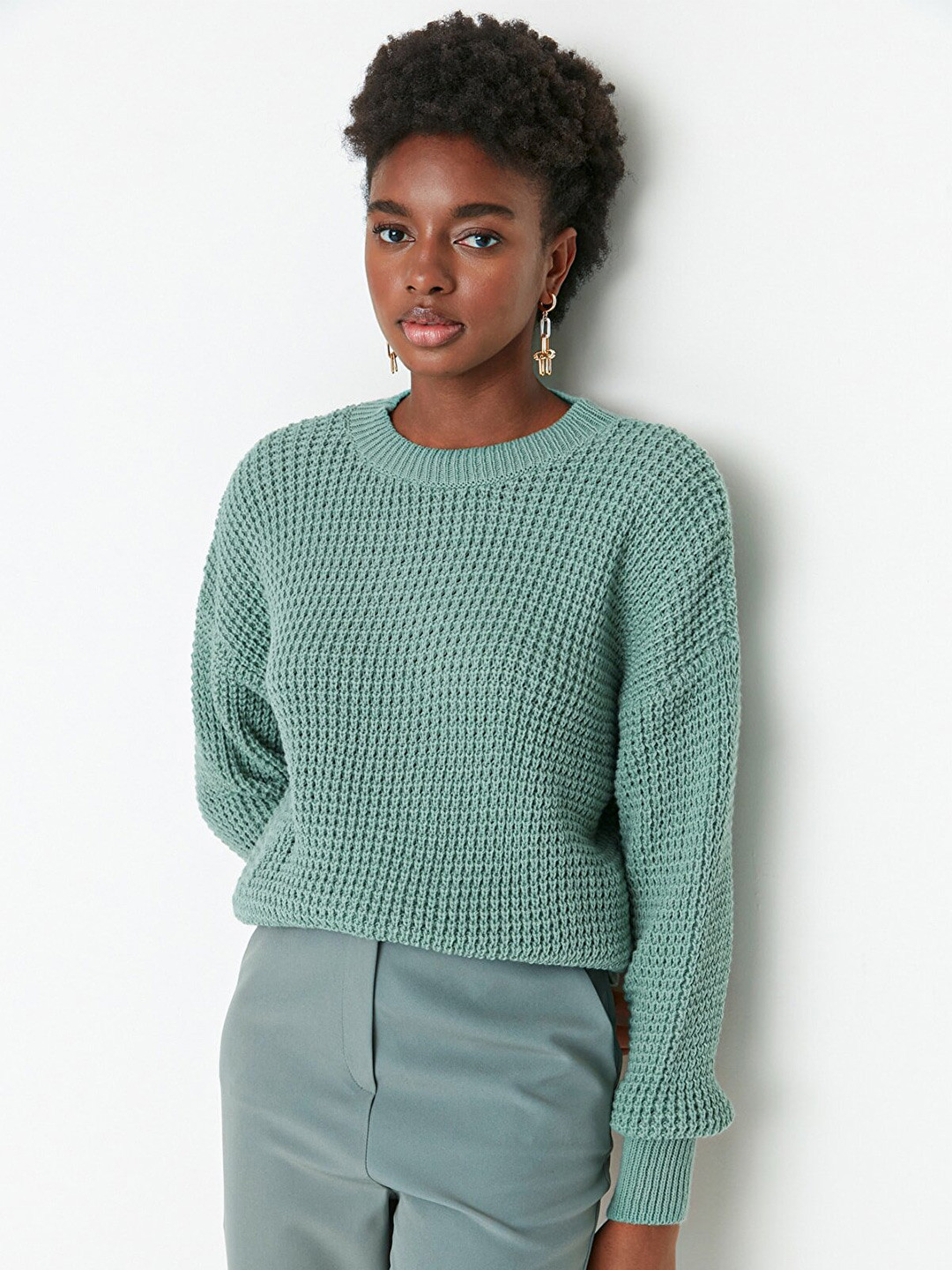 

Trendyol Women Green Solid Pullover