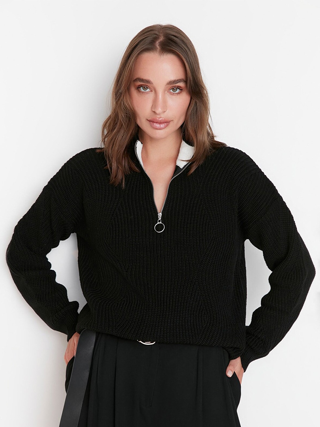 

Trendyol Women Black Pullover